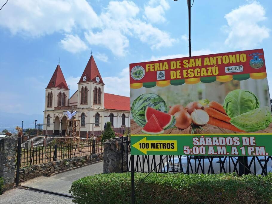 Casa De Brujas *